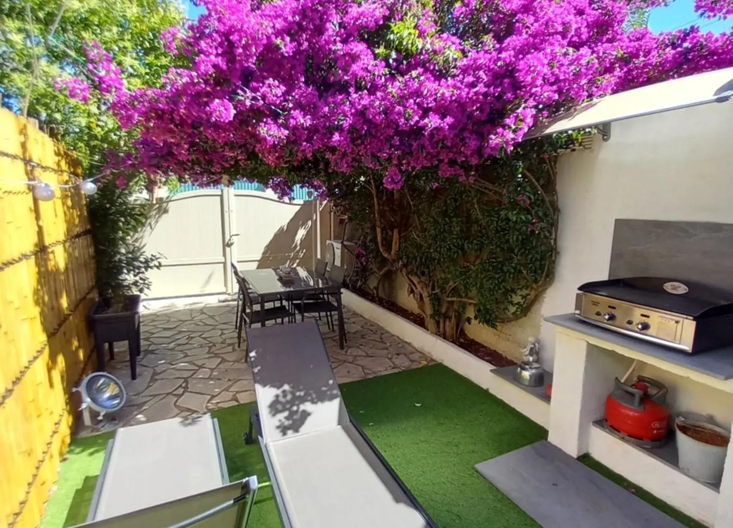 Apartment Studio Avec Rez De Jardin France