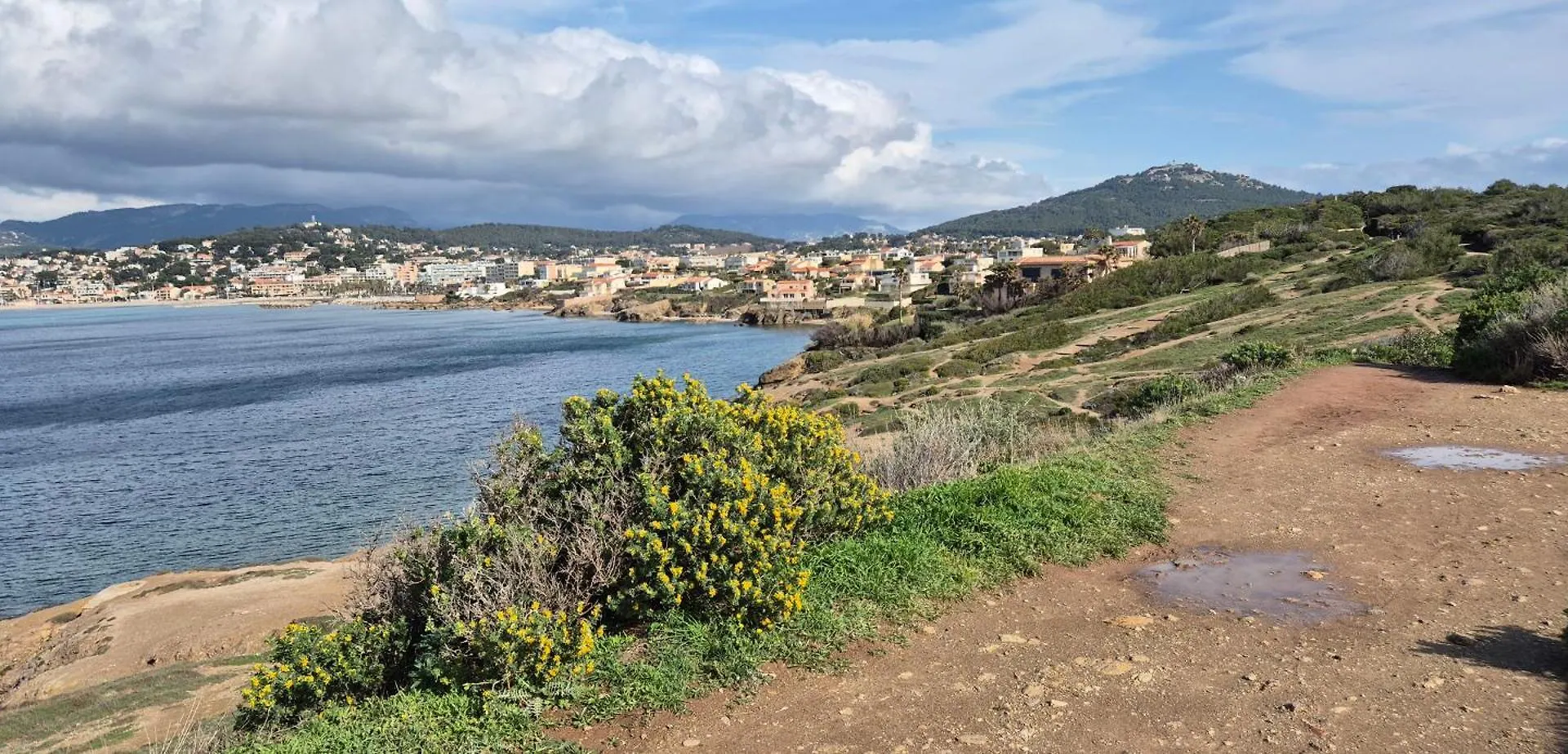 Studio Avec Rez De Jardin 0*, Six-Fours-les-Plages