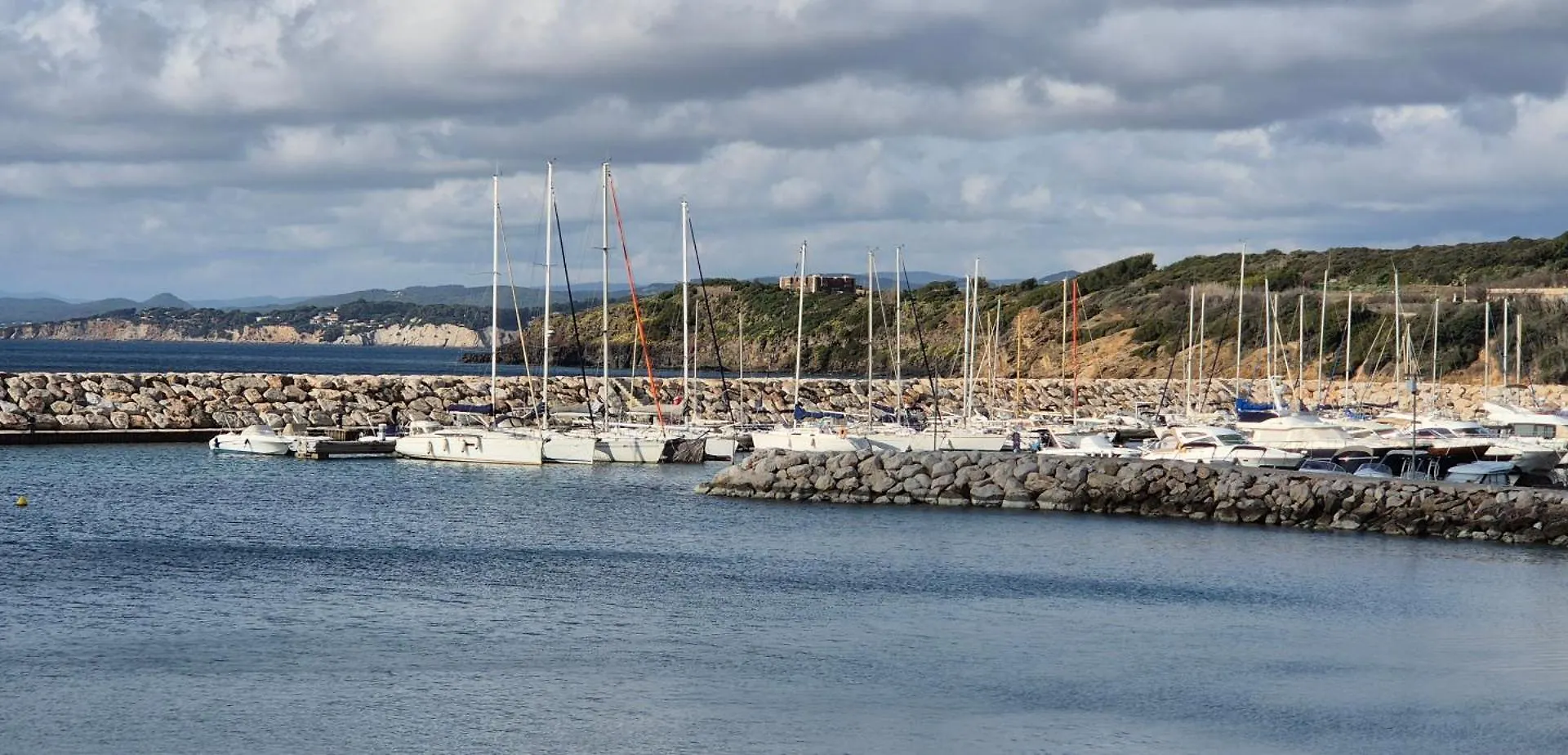 Studio Avec Rez De Jardin Six-Fours-les-Plages Apartment
